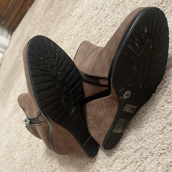 Vance Camuto Boots - Picture 3 of 5